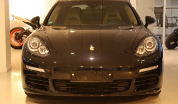 Porsche Panamera Diesel full