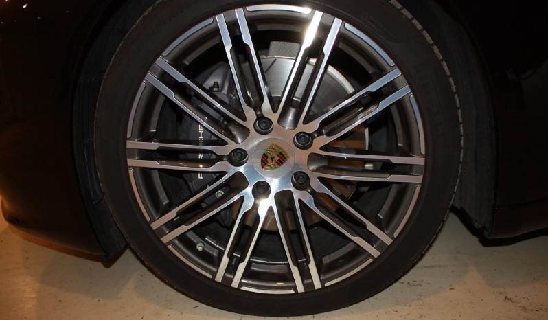 Porsche Panamera Diesel full