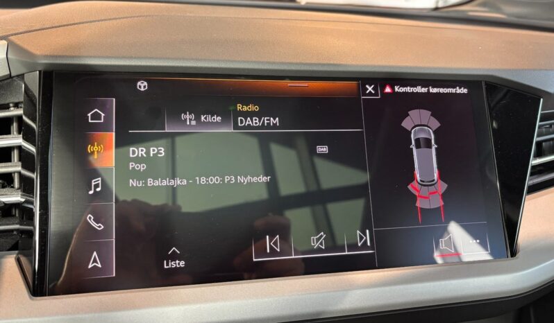 Audi Q4 e-tron 40 full