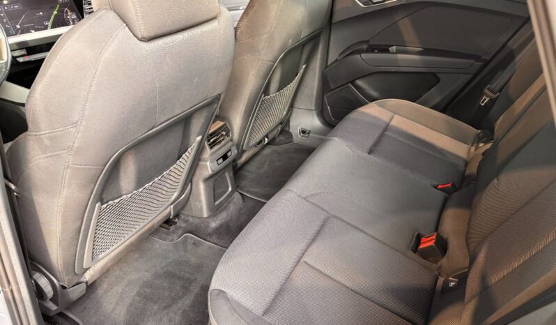 Audi Q4 e-tron 40 full