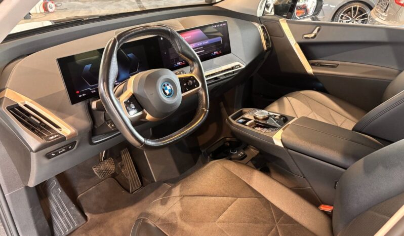 BMW iX xDrive40 full