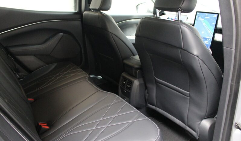 Ford Mustang Mach-E Extended Range full