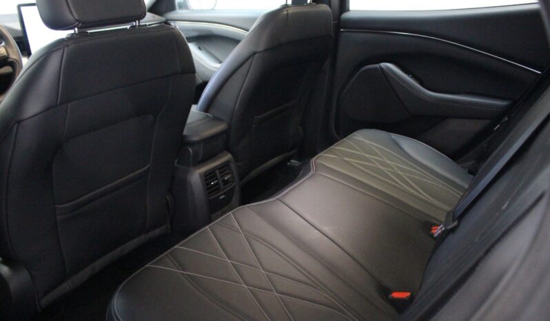 Ford Mustang Mach-E Extended Range full
