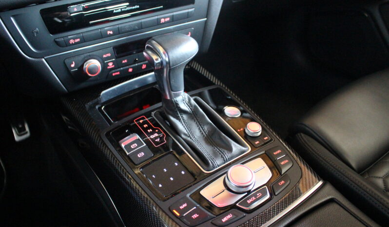 Audi RS6 full
