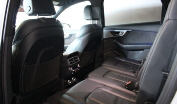Audi Q7 3,0 TDI S-line full