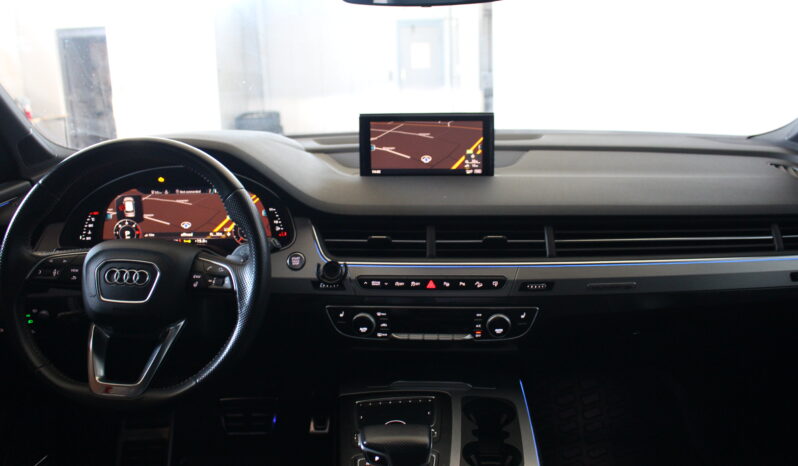 Audi Q7 3,0 TDI S-line full