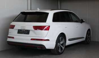 Audi Q7 3,0 TDI S-line full