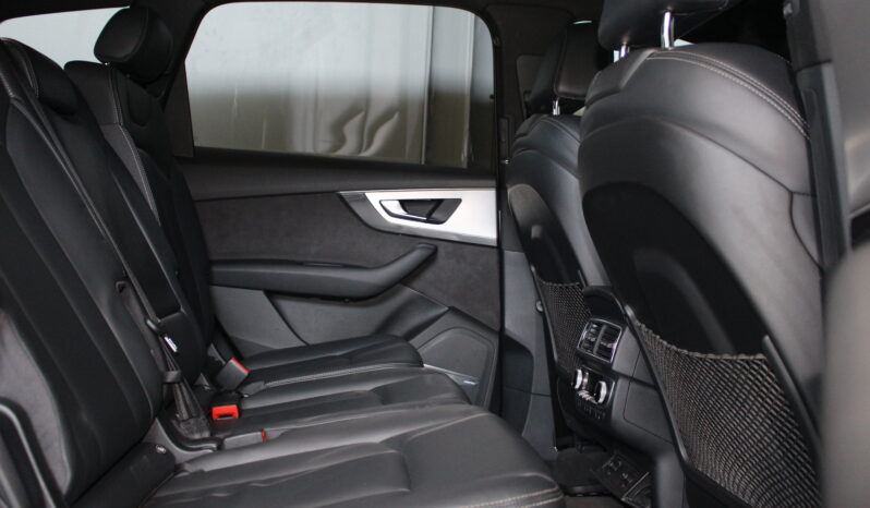 Audi Q7 3,0 TDI S-line full