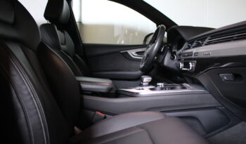 Audi Q7 3,0 TDI S-line full
