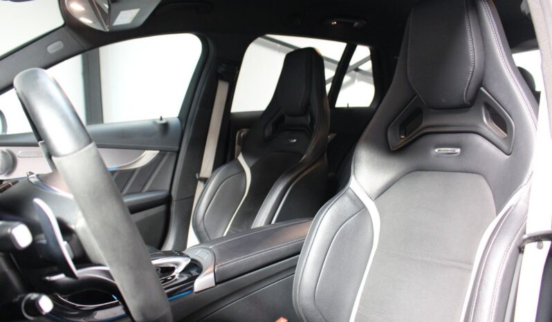 Mercedes C63 S 4,0 AMG full
