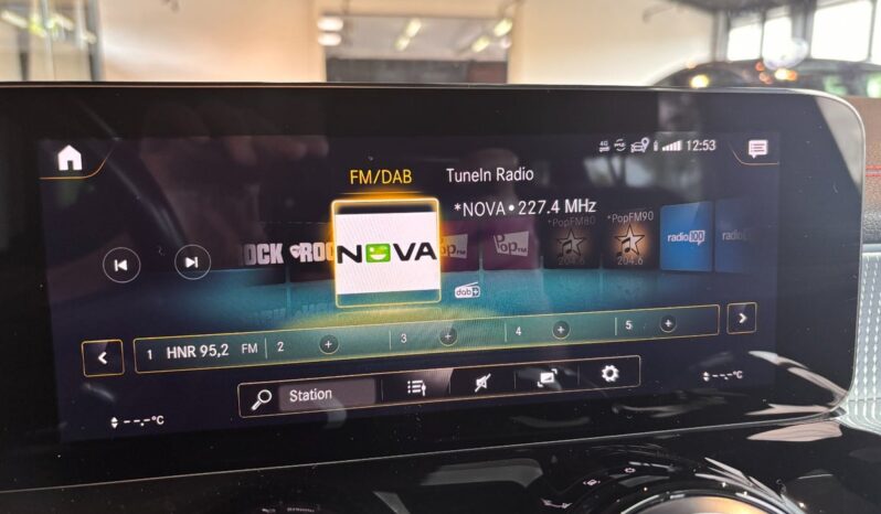 Mercedes EQB300 AMG Line 4matic 7prs full