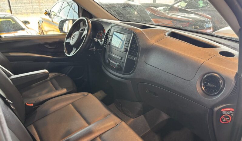 Mercedes eVito 129 Tourer PRO L full