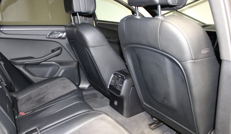 PORSCHE MACAN 2,0 PDK full