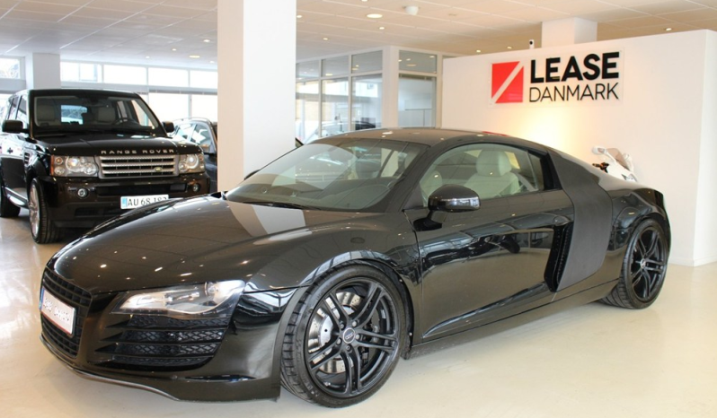 Audi R8 full
