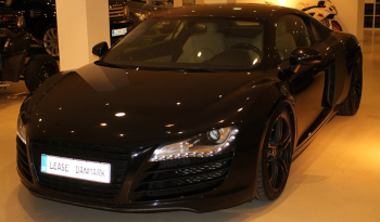 Audi R8 full