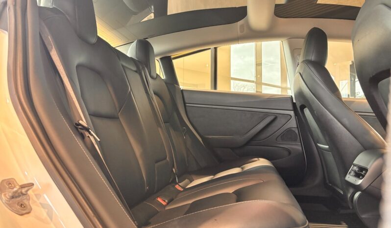 Tesla Model 3 Long Range AWD full