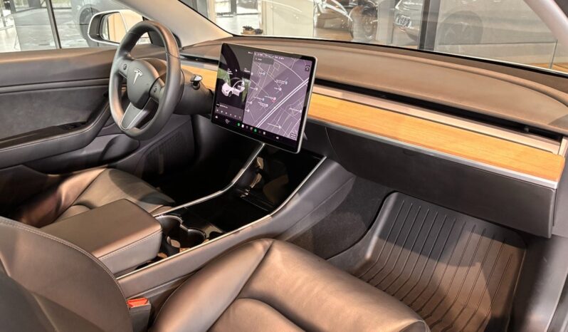 Tesla Model 3 Long Range AWD full
