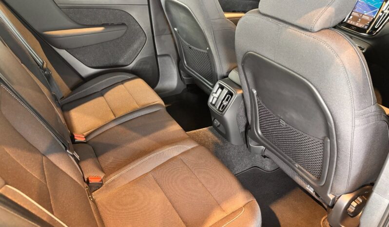 Volvo C40 P6 ReCharge Core full