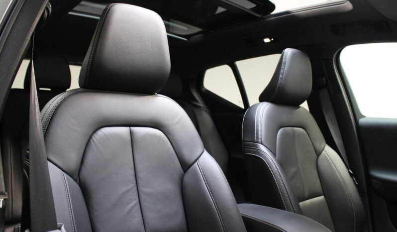 VOLVO XC 40 P8 ULTIMATE full