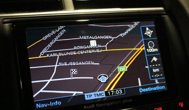 AUDI R8 4, 2 V8 COUPÉ full