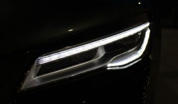 AUDI R8 4, 2 V8 COUPÉ full