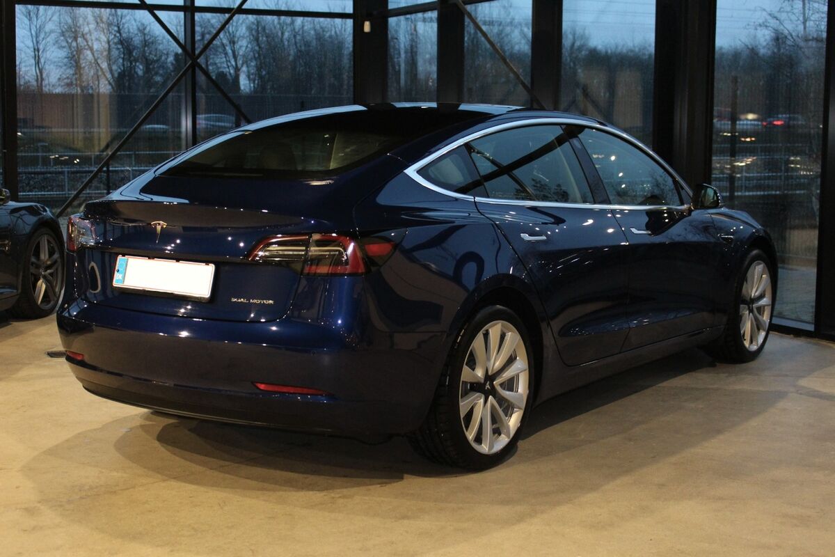 Tesla Model 3 LONG RANGE AWD DUAL MOTOR - Lease Danmark