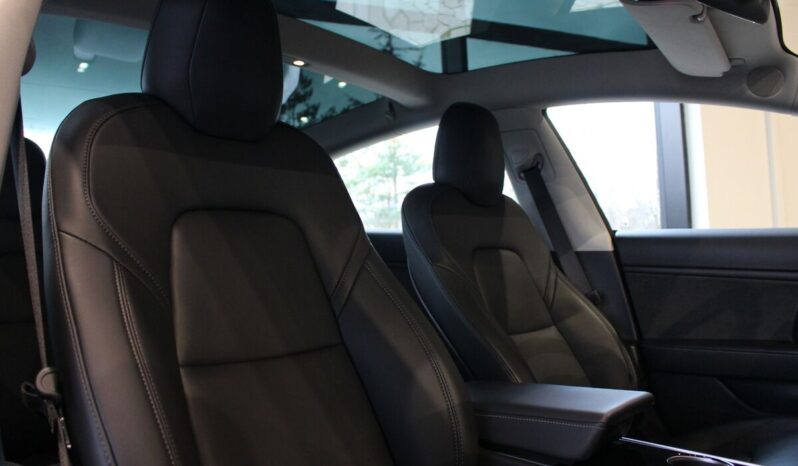 TESLA MODEL 3 LONG RANGE AWD full