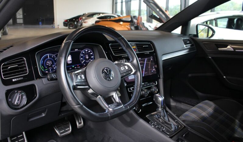 VW GOLF VII GTE full